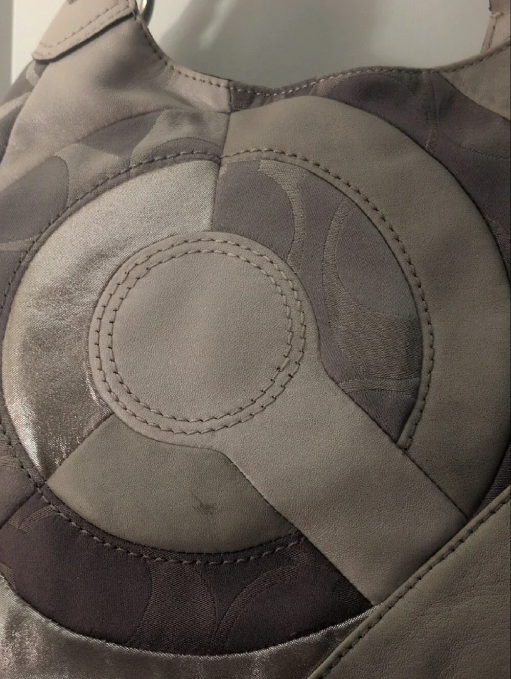 Coach shoulder hobo